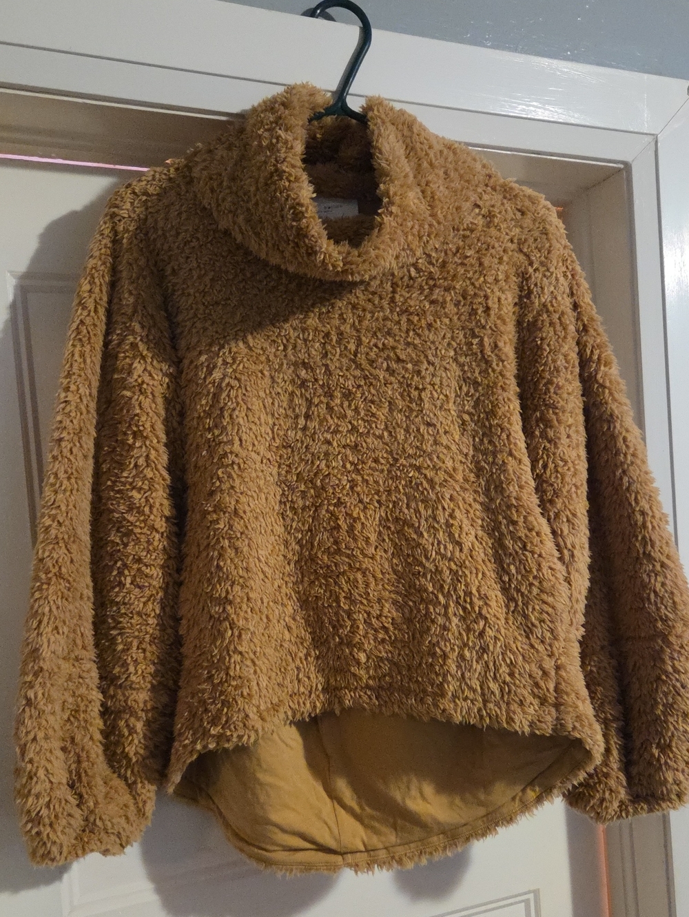 Lululrmon Cozy Women's Teddy Sweater - Camel